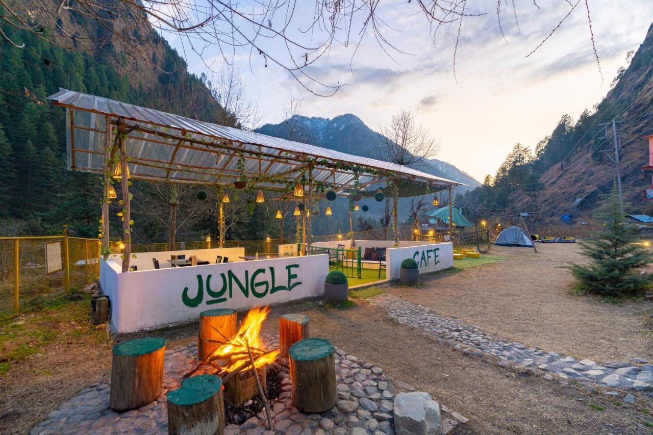 Jungle Hostel By Whoopers كاسول المظهر الخارجي الصورة